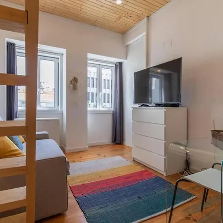 Tiny Retreat In Lisboa